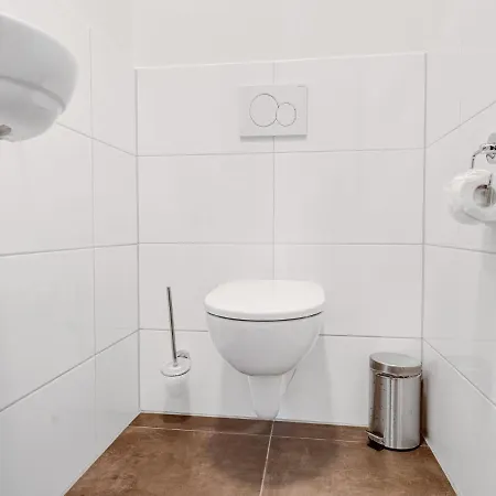 Nyaraló In Texel Near Forest And Sea