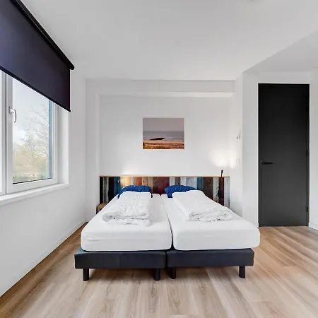 In Texel Near Forest And Sea * Westermient