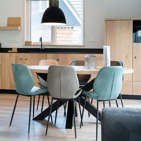 In Texel Near Forest And Sea Nyaraló *